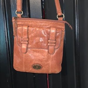 FOSSIL LEATHER CROSSBODY PURSE
